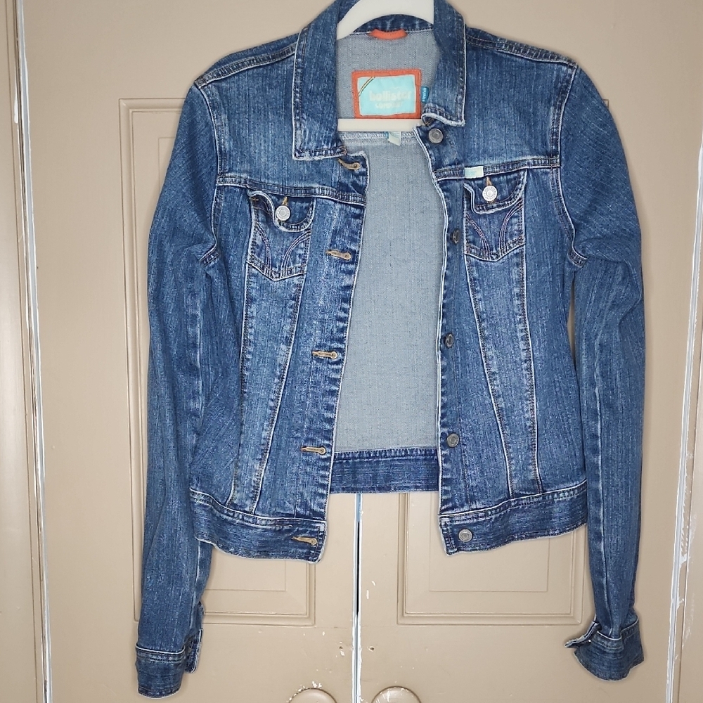 Hollister Blue Jean Jacket Classic Denim Style